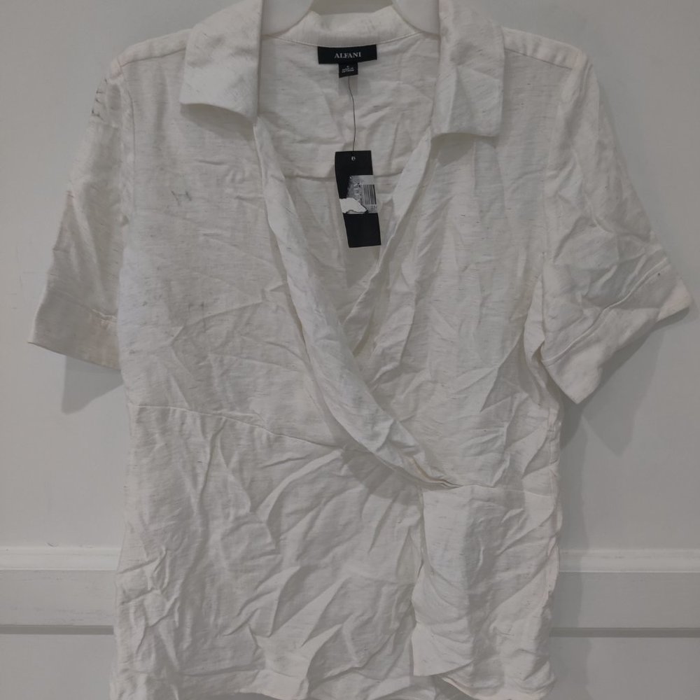 SOILED Alfani Women's Short Sleeve Surplice Top White Size S $70 2A025